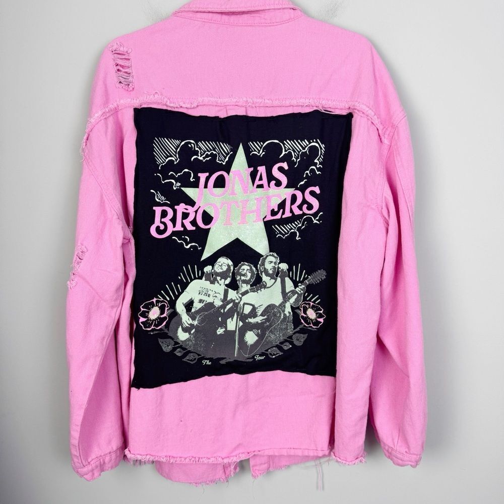CHIC CHICK UPCYCLE | JONAS BROTHERS Upcycled Pink Denim Jacket Women’s Size 3X - Picture 2 of 6